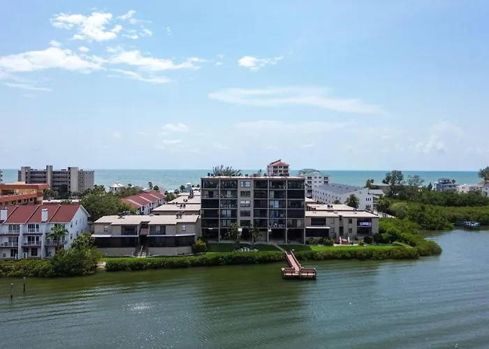 Sea Club #18 - Floridays